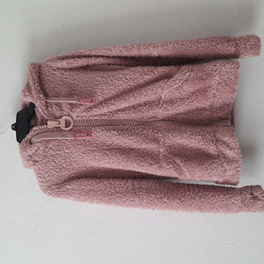 Lola and Liza teddy sweater size small